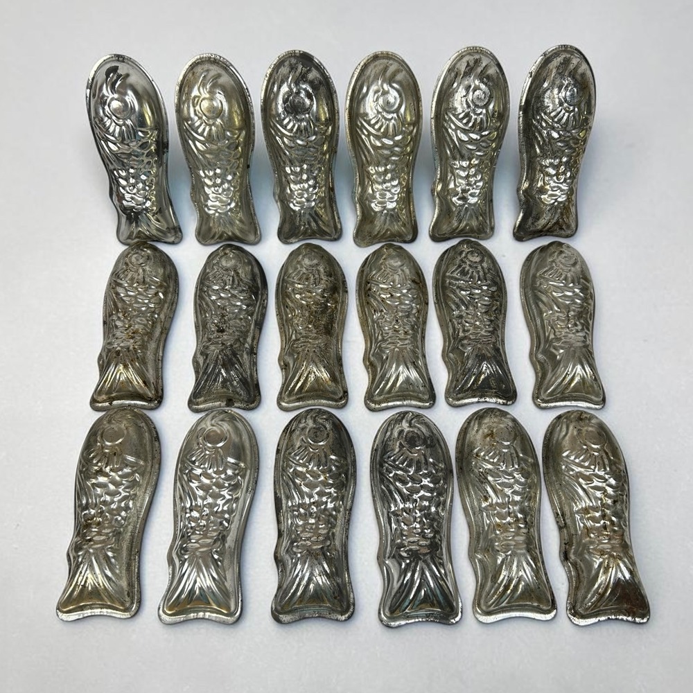 Vintage-1987 Fish-Shaped Tinned Molds Set of 18 ROWOCO Made in Portugal 5.5"x2"